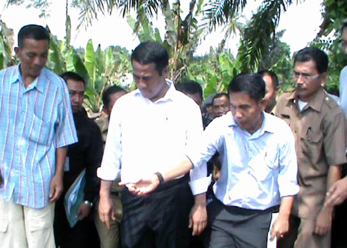 Mentan Kunker ke Jateng Pantau Lahan Persawahan yang Kekeringan